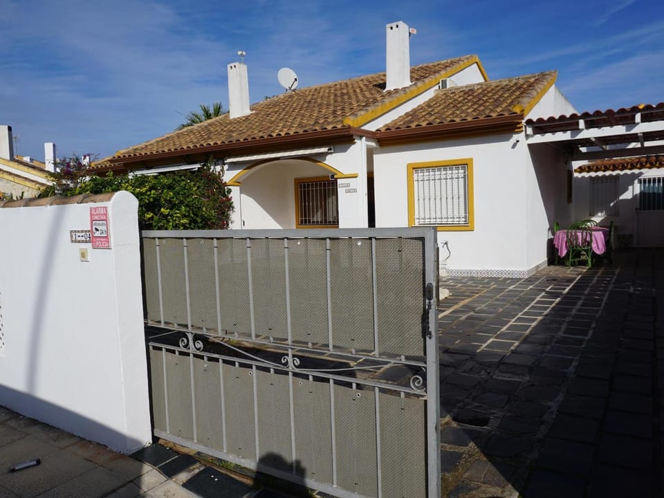 Casa Familiar Cerca de la Playa con Piscina Privada en El Verger - ES-373-72 House in Marina Alta