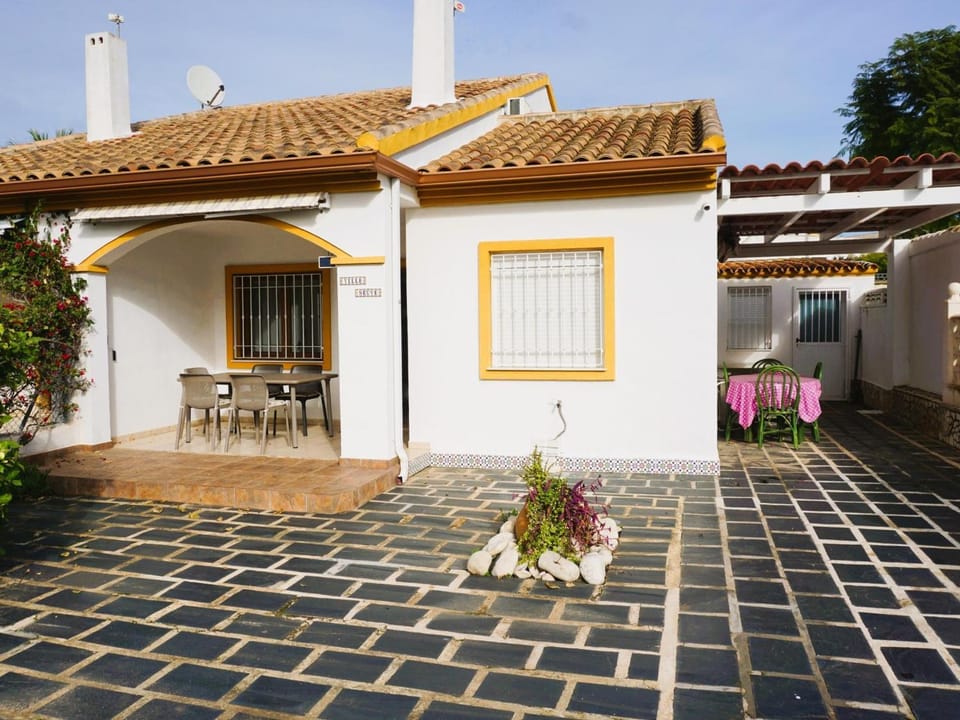 Casa Familiar Cerca de la Playa con Piscina Privada en El Verger - ES-373-72 House in Marina Alta