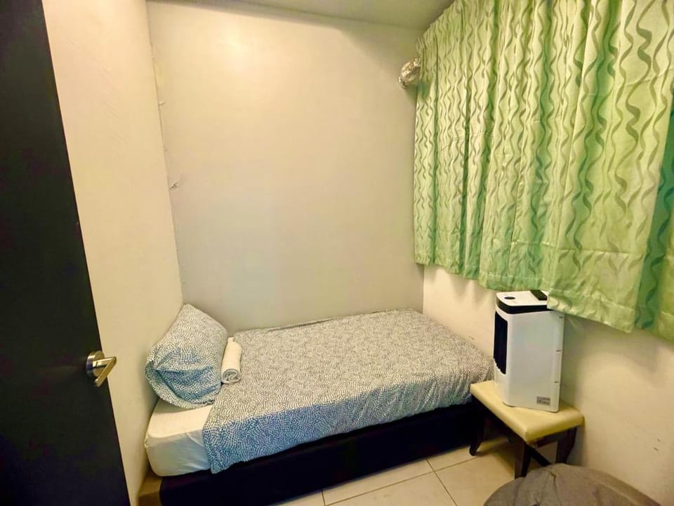 Luxury 3BRHighFloor CityView10 Pax StylishSpacious Apartment in George Town