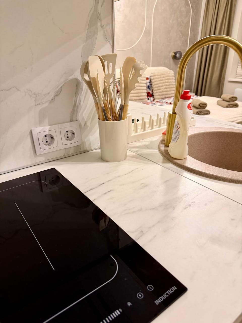 Kitchen or kitchenette, stove