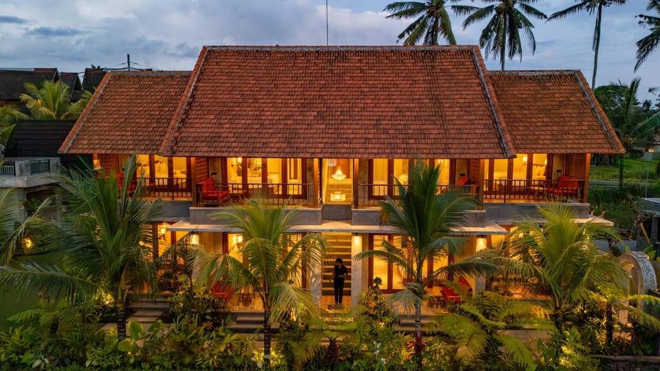 Property building, Garden, Garden view