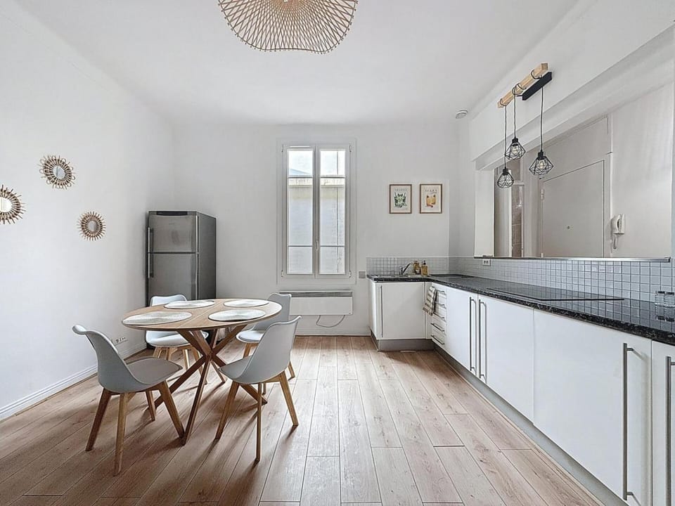 Superbe appartement rénové 1 chambre - Nice Mantega Apartment in Nice