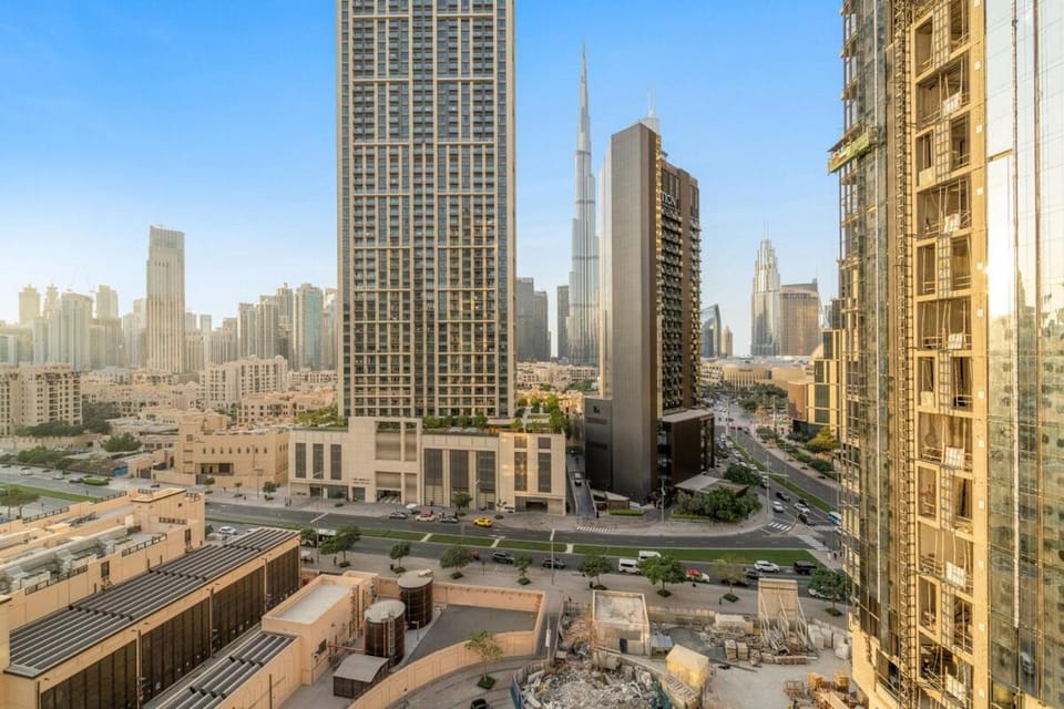 FIRST CLASS 2BR Burj View , Walk to Dubai Mall Apartment in Dubai