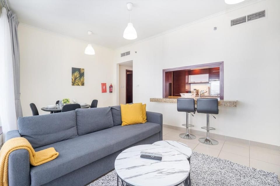StayShort - Elegant 1BR Apartment in Downtown Ideal for 4 Apartment in Dubai