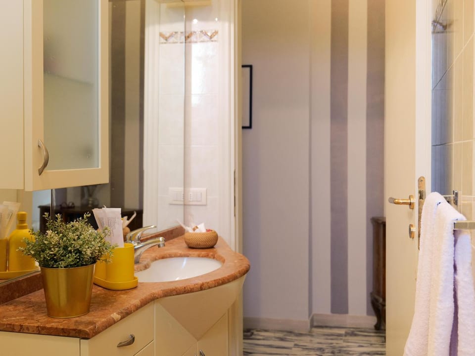 Appartamento Bixio Apartment in Florence