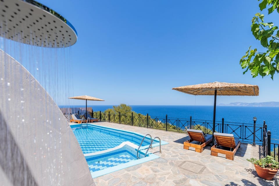 Day, Natural landscape, View (from property/room), Balcony/Terrace, Sea view, Swimming pool, sunbed