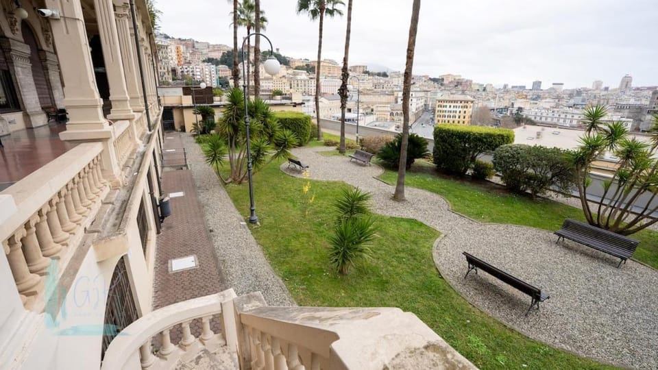 Luxury Miramare - Genovainrelax Apartment in Genoa