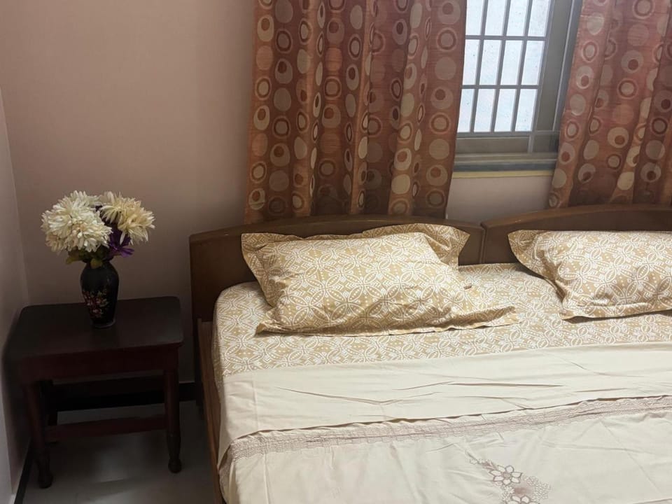 Deepam Homestay Bed and Breakfast in Coimbatore