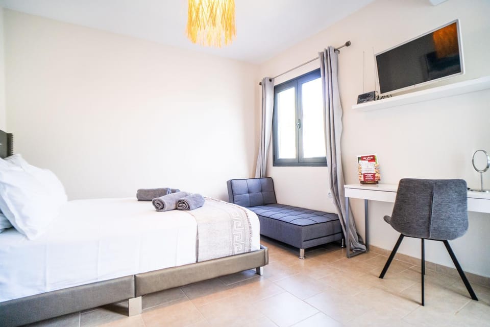 SeaSuites Artemida Bed and Breakfast in East Attica Regional Unit, Greece