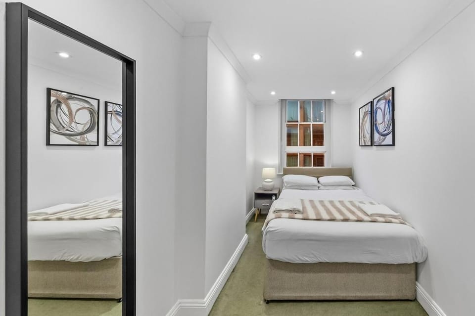 Earth FLOWZ 2BR - Zone 1 - Sleeps 5 Apartment in London Borough of Islington