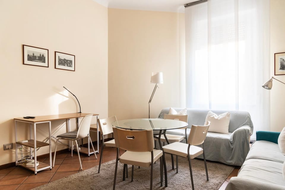 Youhosty - Compagnoni 8 Apartment in Milan