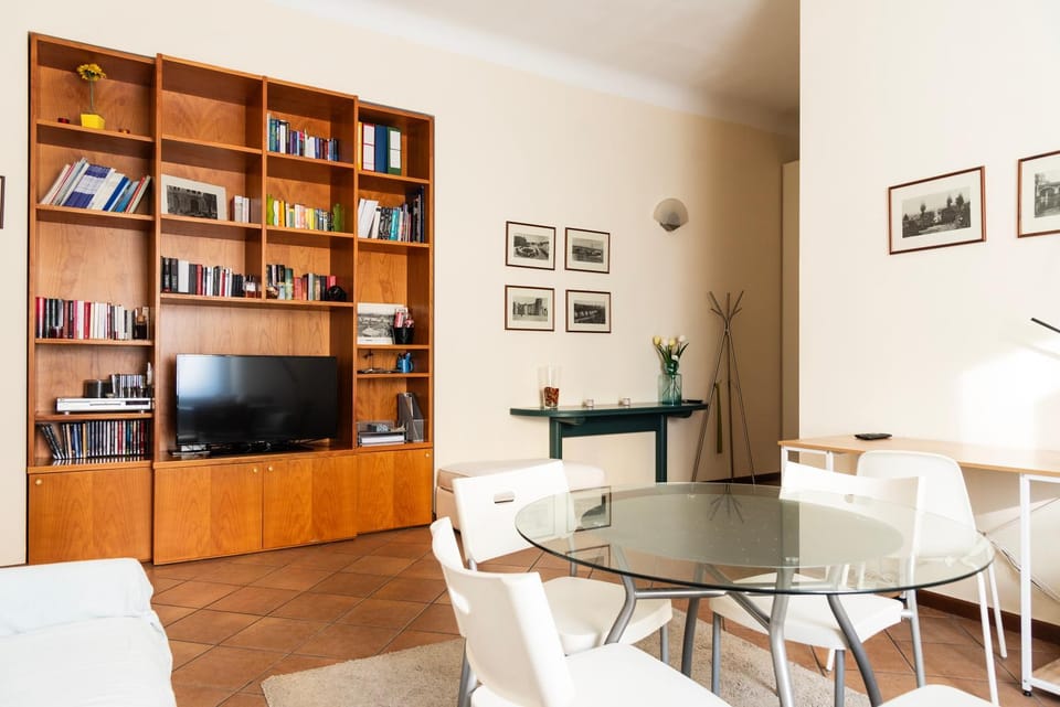 Youhosty - Compagnoni 8 Apartment in Milan