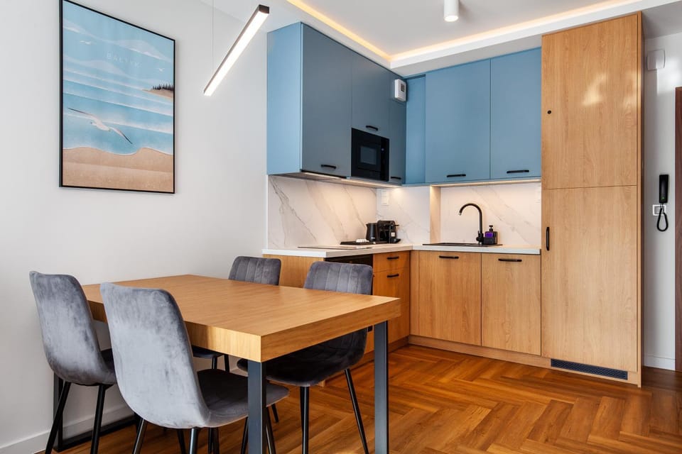 TV and multimedia, Coffee/tea facilities, Kitchen or kitchenette, oven, stove