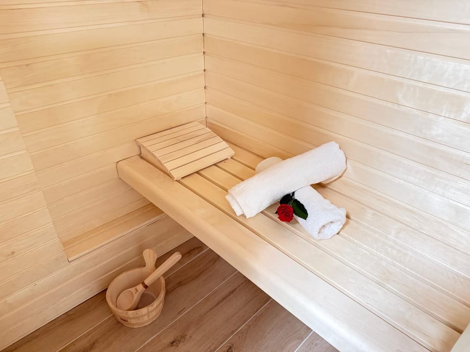 Sauna, Spa and wellness centre/facilities