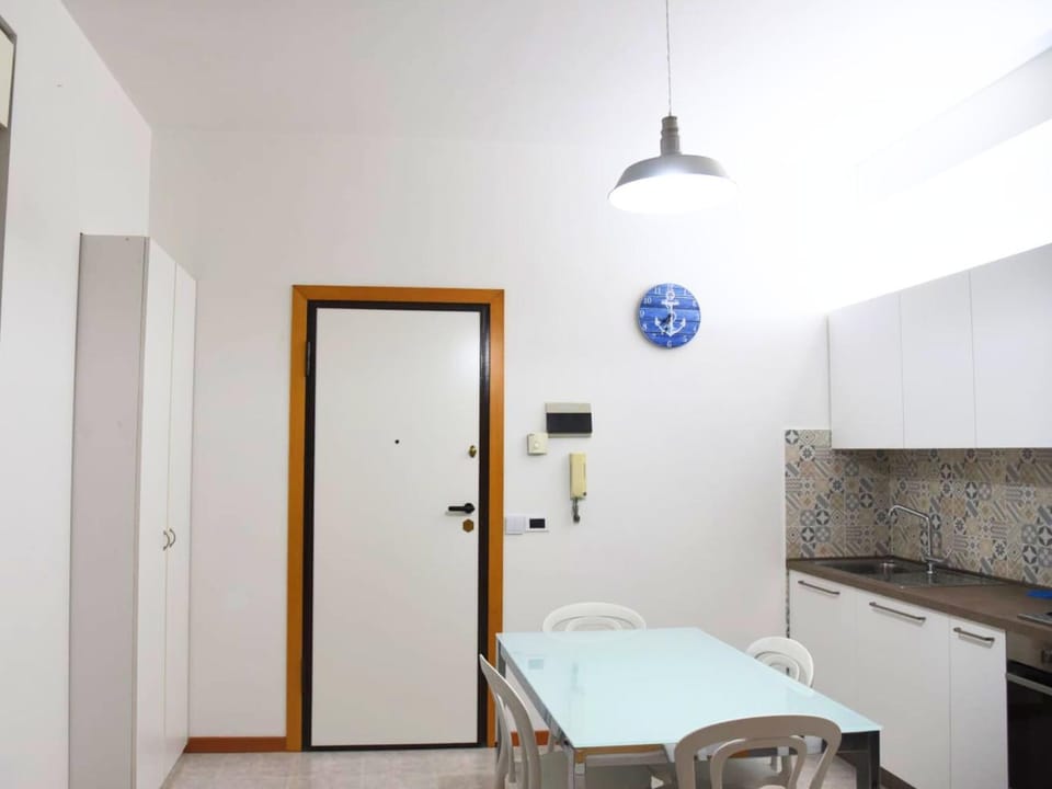 SE204 - Senigallia, comodo bilocale fronte mare Apartment in Senigallia
