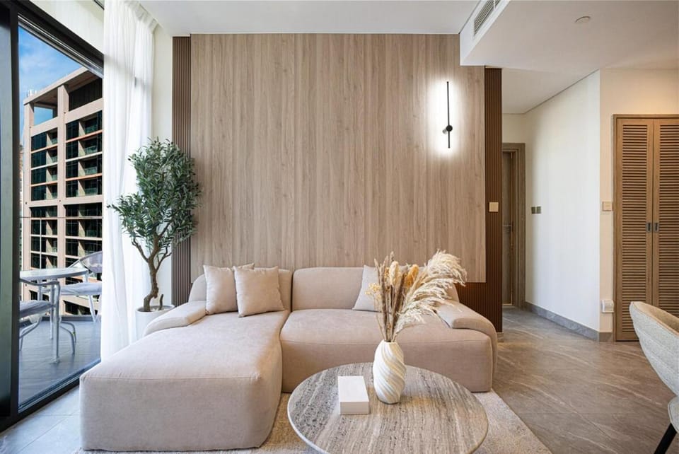 Lux 1BR with Stunning Canal Views Apartment in Dubai