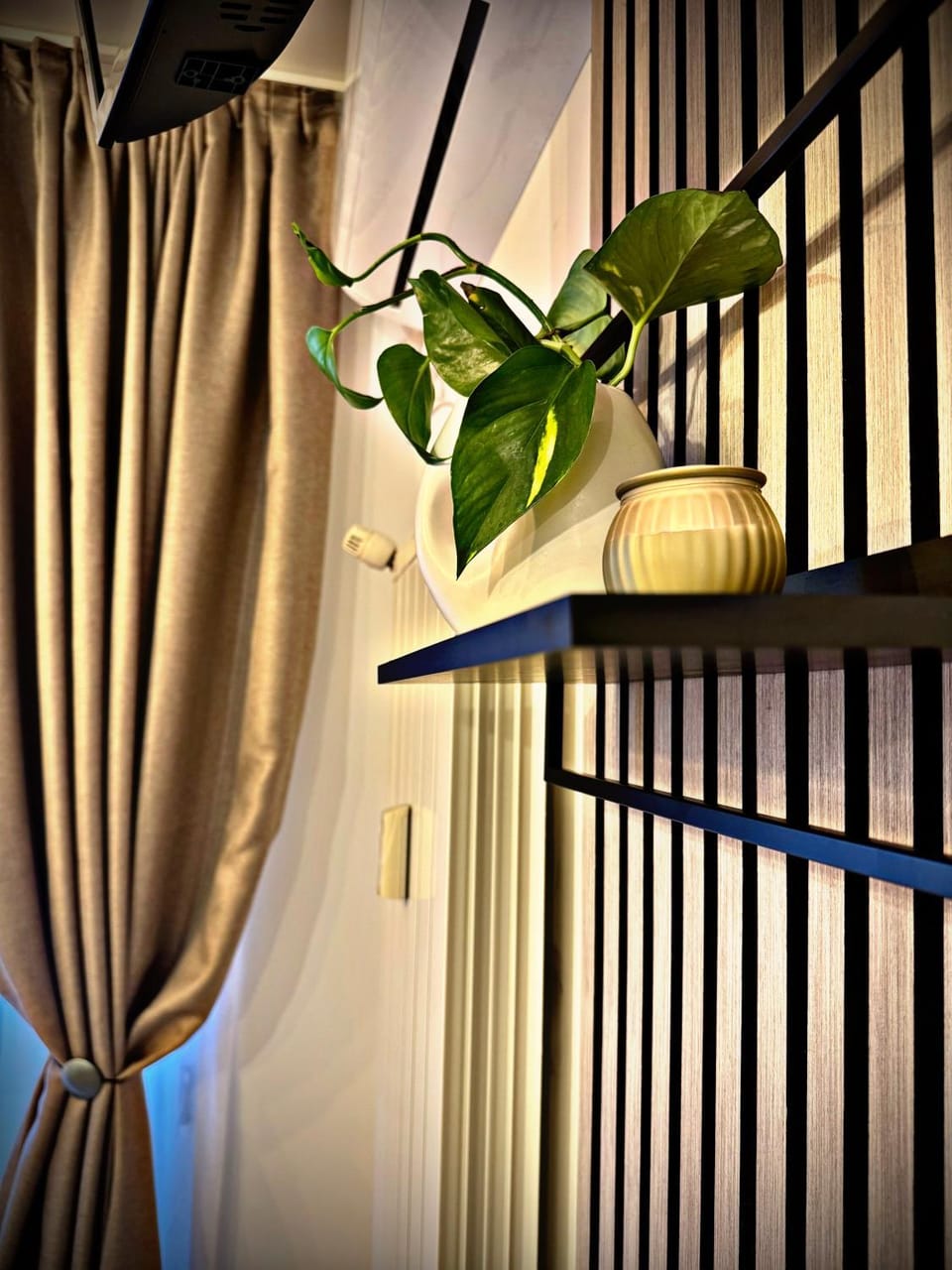Property building, Living room, Bedroom