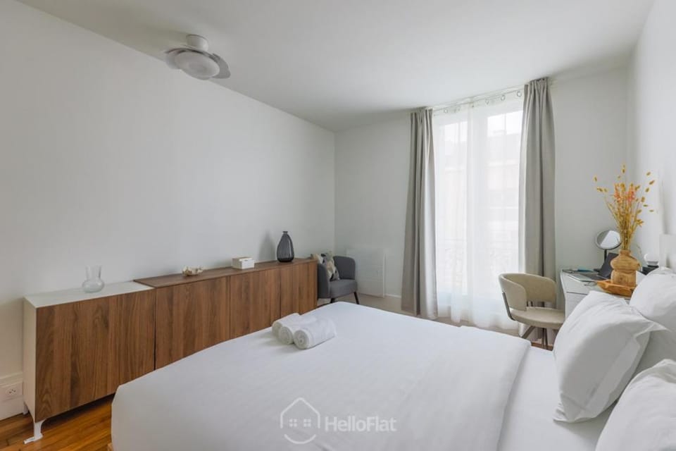 Bedroom, heating