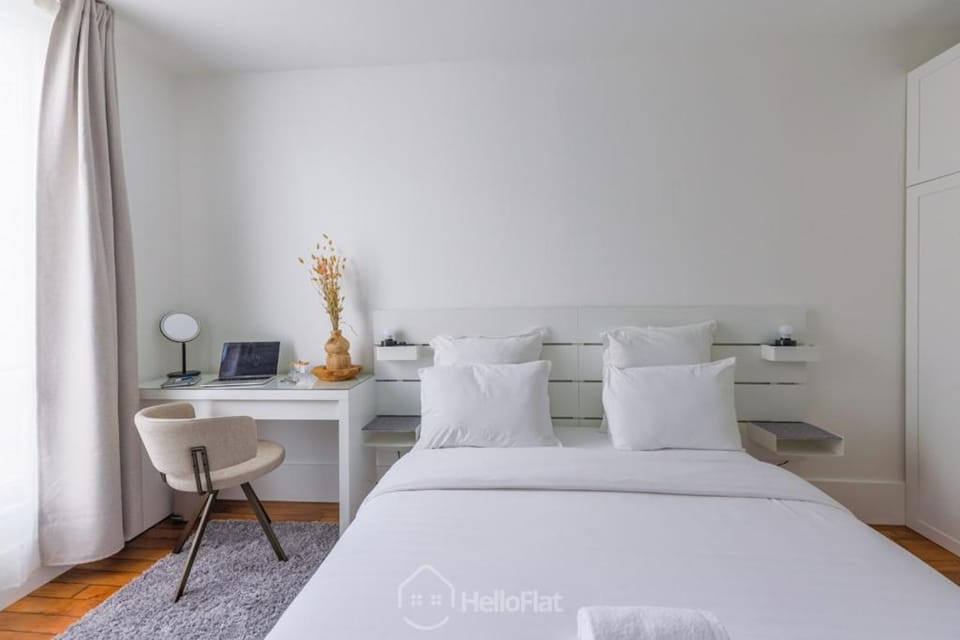 Bedroom, heating