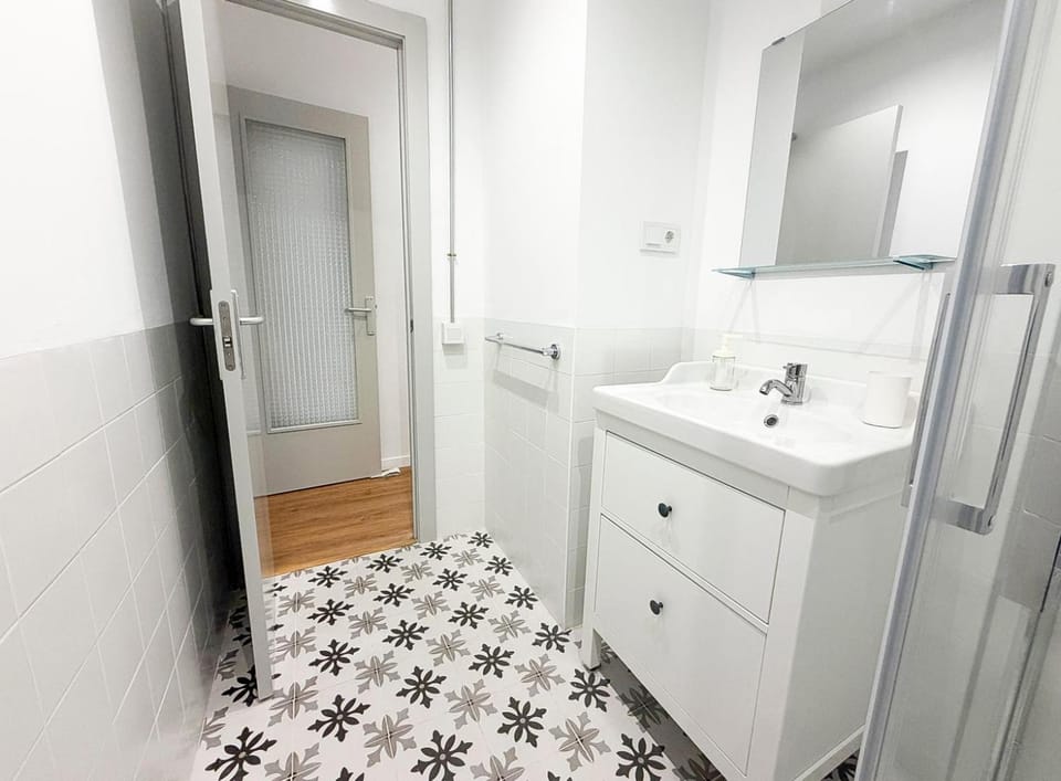 Apartamento reformado de 3 habitaciones en Sagrada Familia Apartment in Barcelona