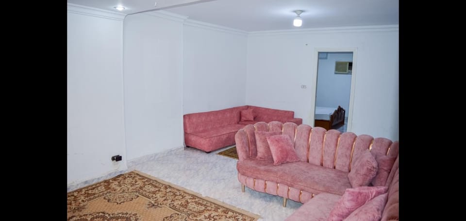 Apartment for rent close to Nile Palace Apartment in Cairo