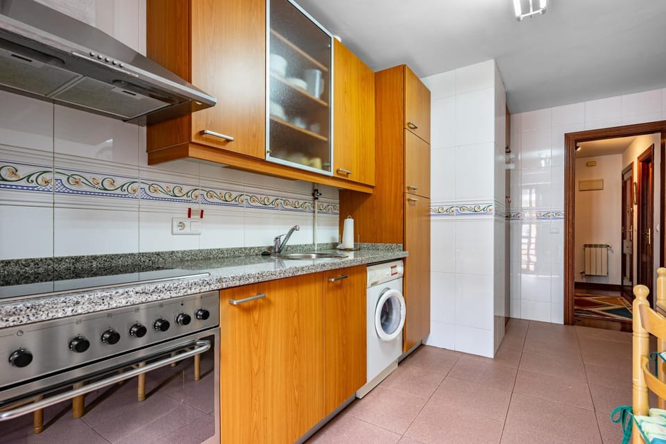 Kitchen or kitchenette, Living room