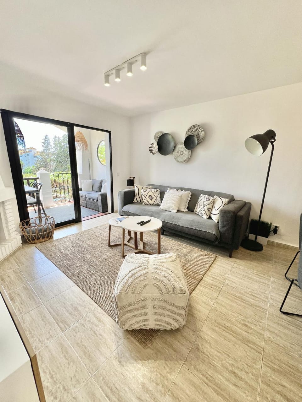 Communal lounge/ TV room, Living room