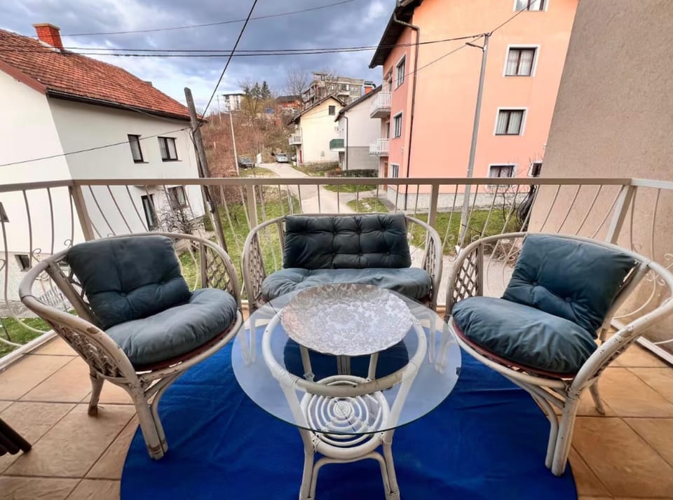 Entire House with THE BEST View and Garage Apartment in Sarajevo