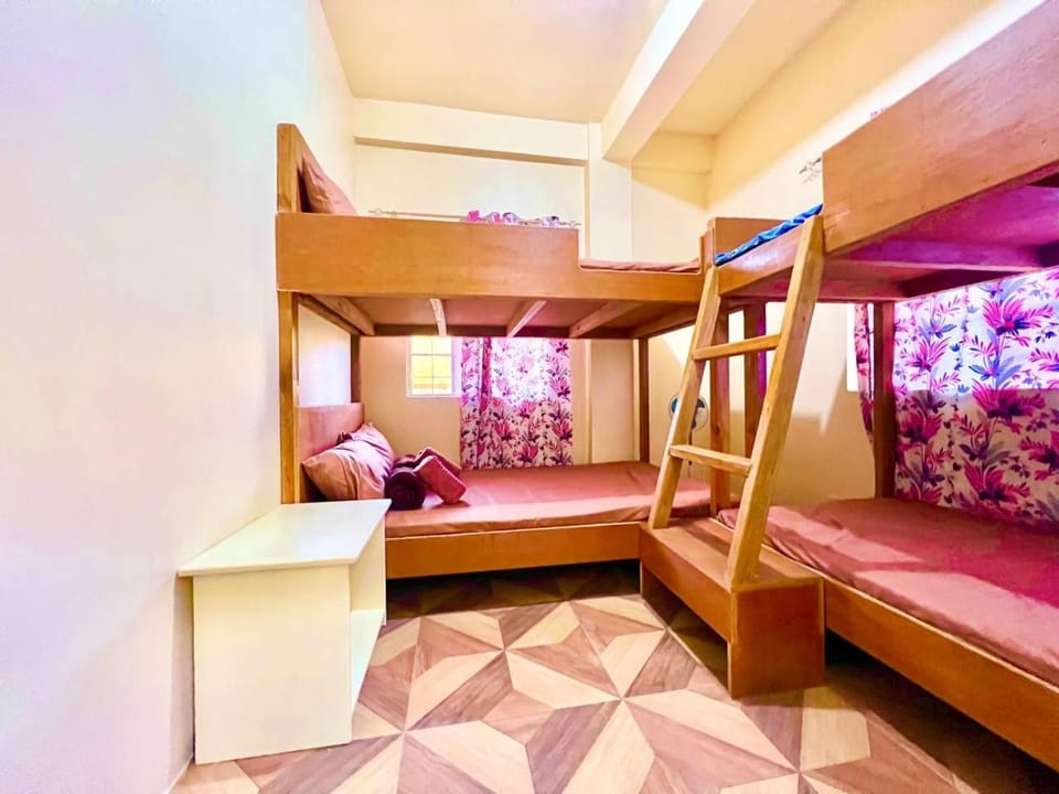 Exclusive Vacation House for Friends and Family Apartment in Cordillera Administrative Region