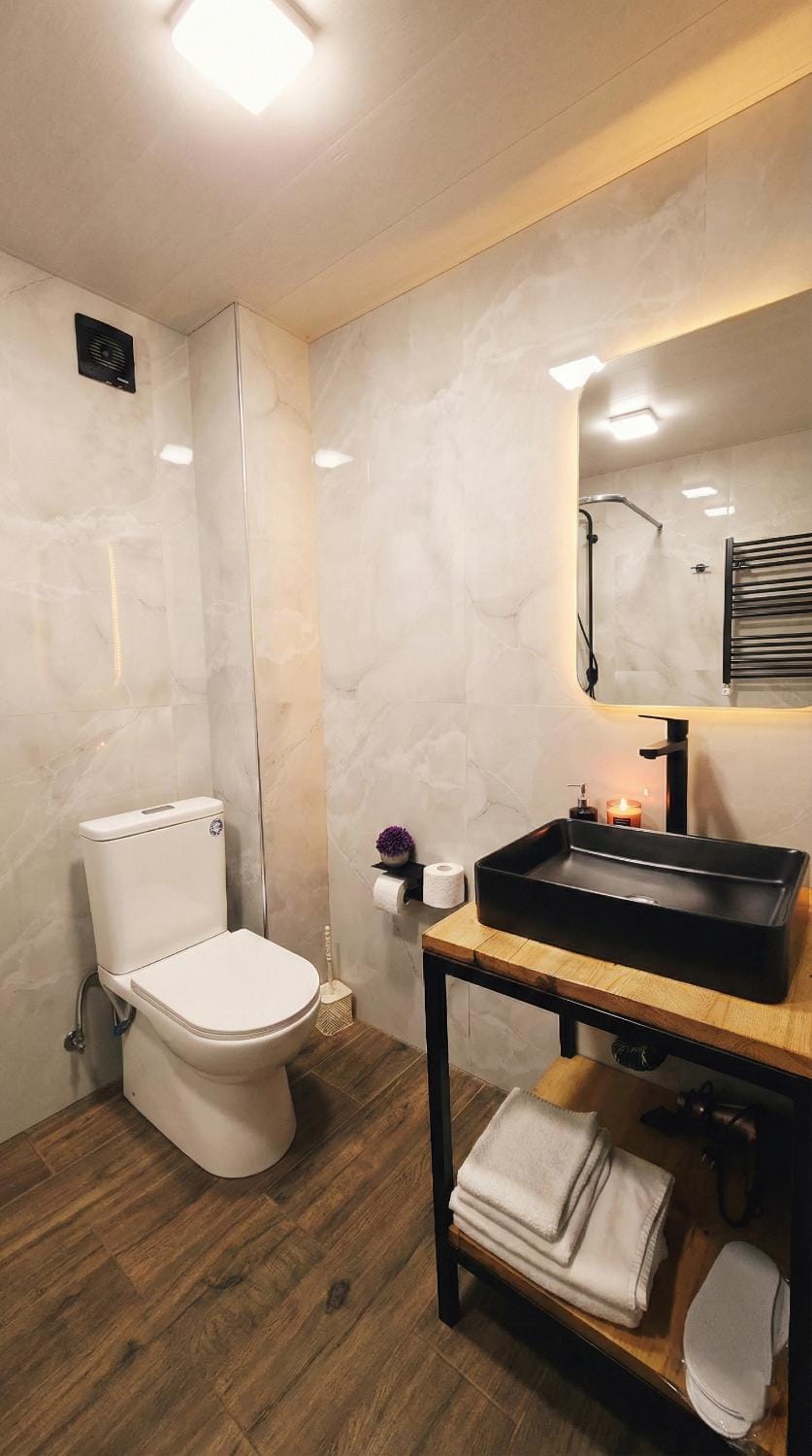 Sunshine,entire home with 4 bedroom, Curated by Harmony Apartment in Armenia