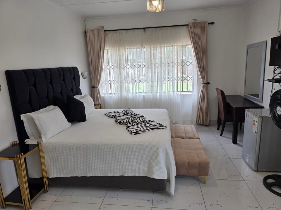 Tranquility Guest House Bed and Breakfast in Zimbabwe