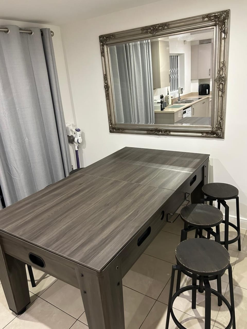 Table tennis, Dining area, Entertainment