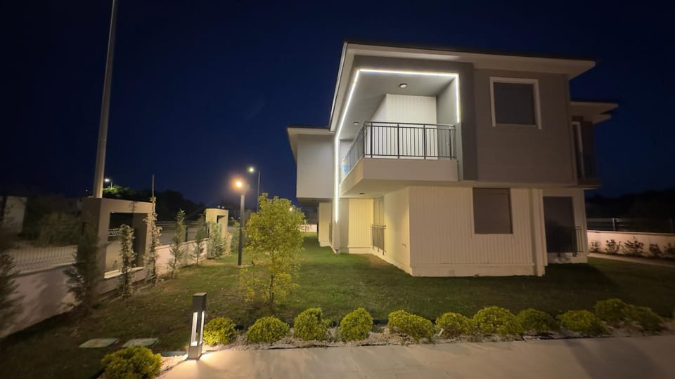 Nest Park Side Apartment in Side