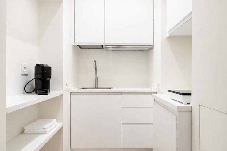 Black Lux 2BR Apartment in Milan close to Navigli Apartment in Milan