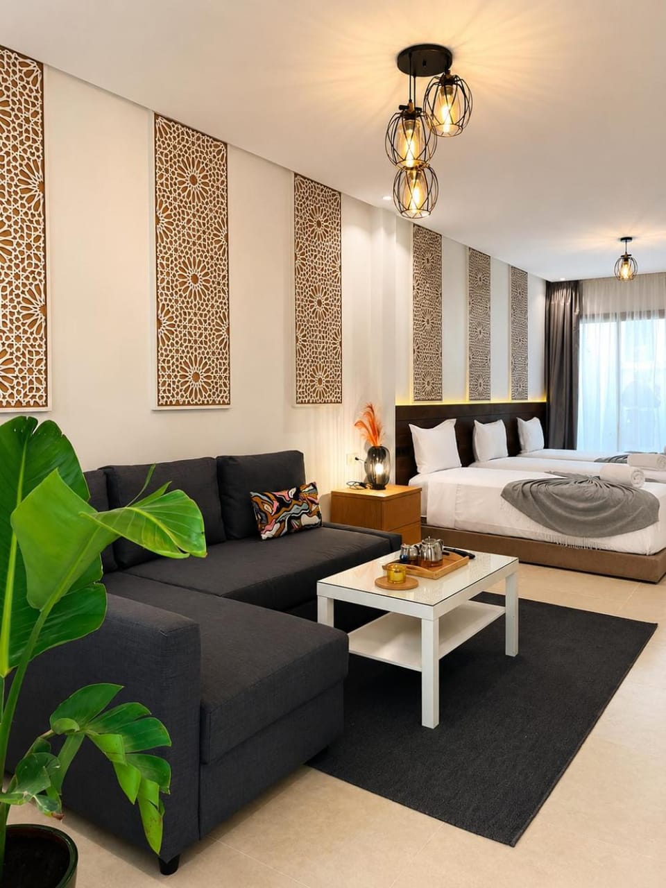 Bed, Living room, Photo of the whole room, Seating area, Bedroom
