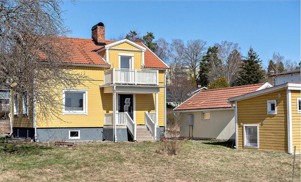 Property building, City view