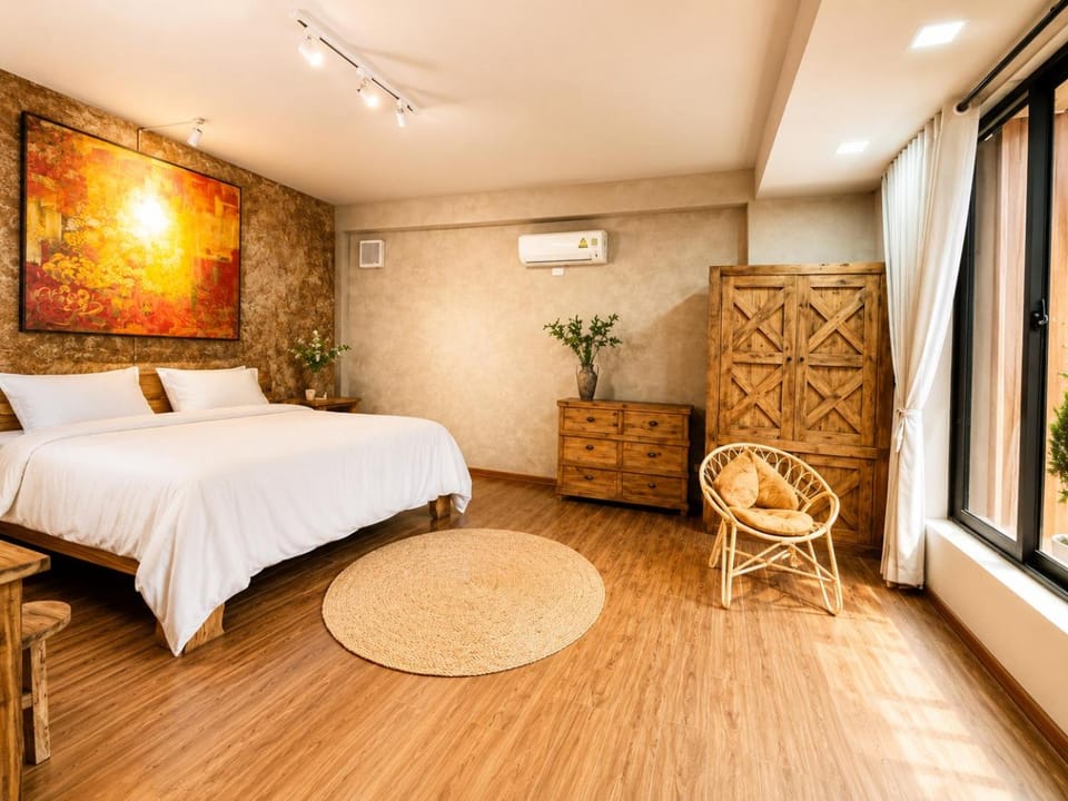 Bed, internet, air conditioner