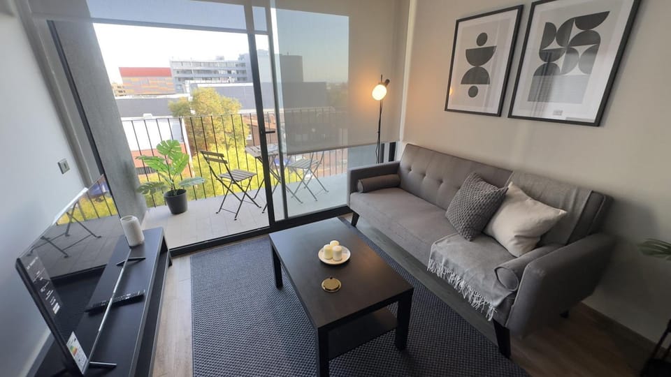 Balcony/Terrace, Living room