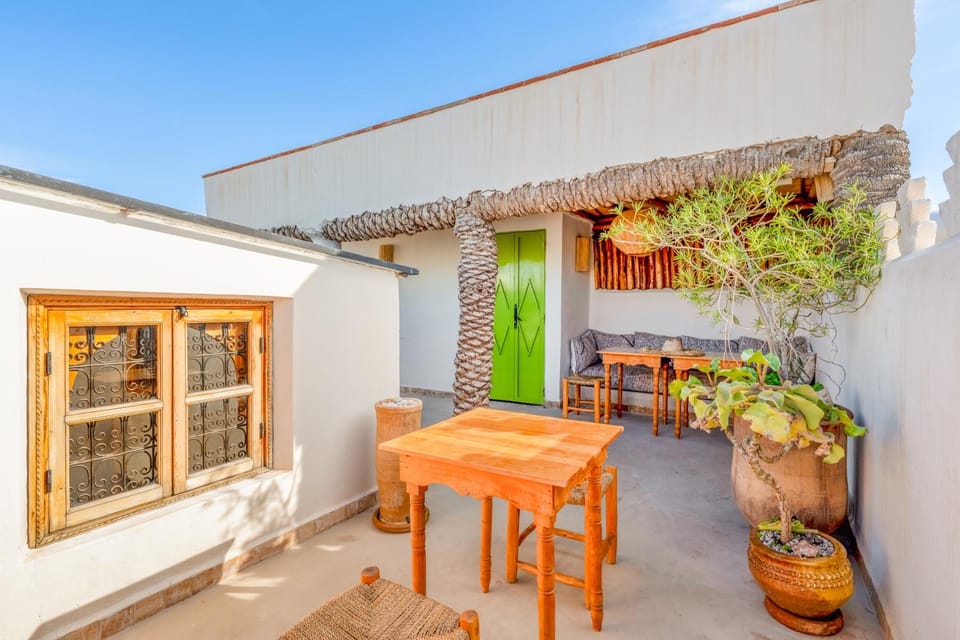 Day, View (from property/room), Balcony/Terrace, Balcony/Terrace, Dining area