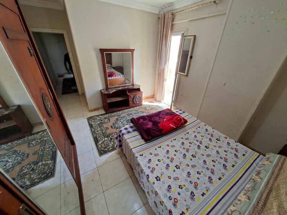 موقع مميز جدا وحدة ممتازة Apartment in Alexandria