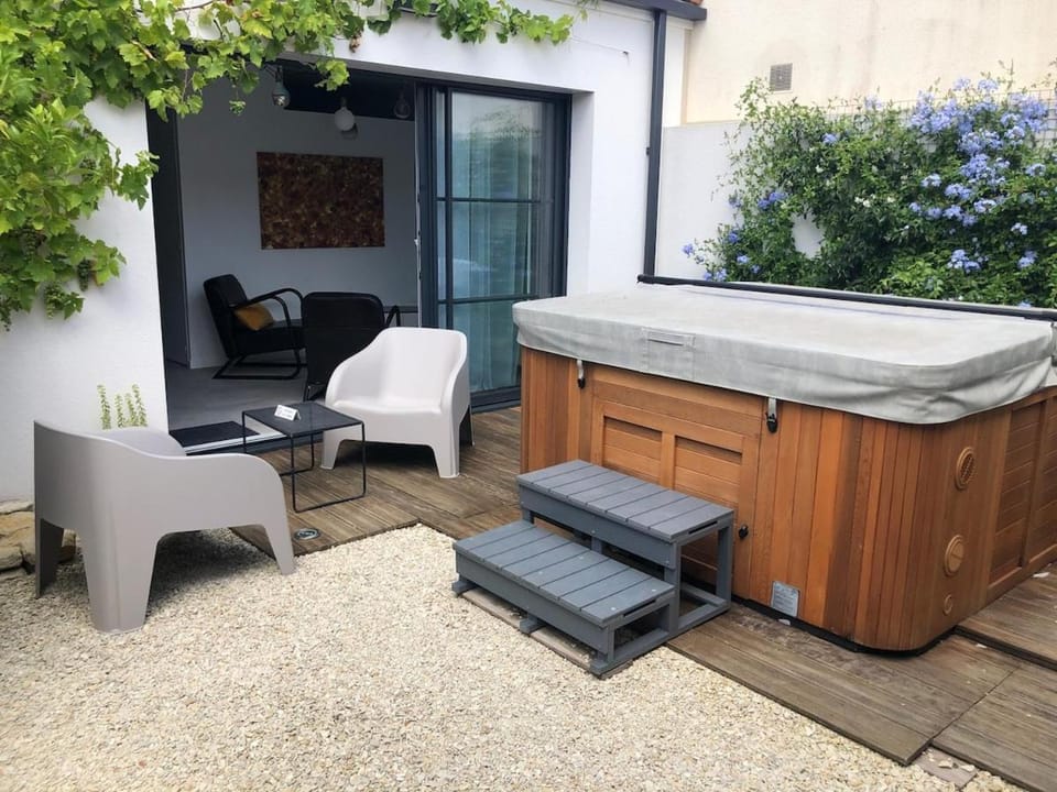 Le logis de Niort Appart Hôtel Le bis Apartment in Nouvelle-Aquitaine