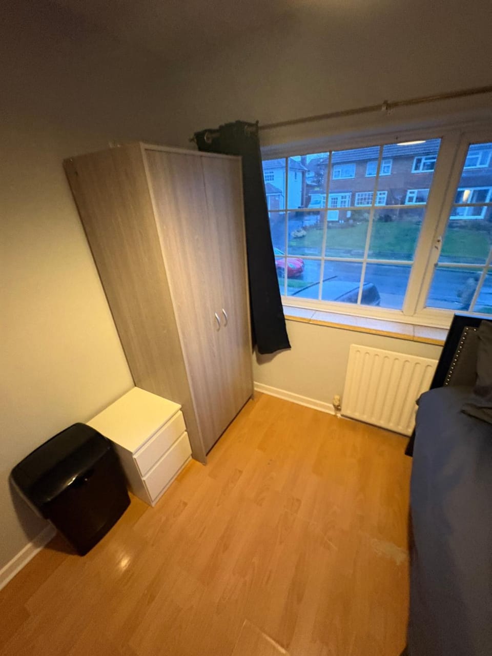 Cosy room 6 T Gatwick Bed and Breakfast in Crawley
