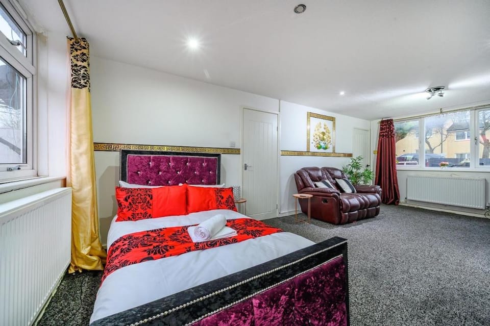 RC10O Satisfying and Spacious stay Apartment in Leeds