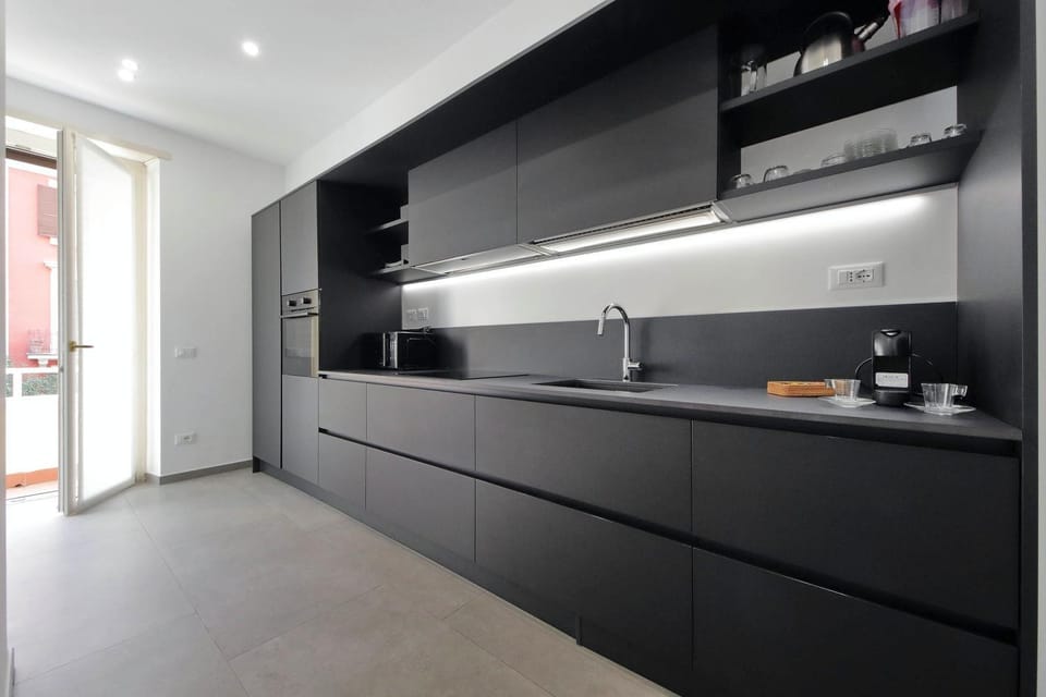 Kitchen or kitchenette, kitchen