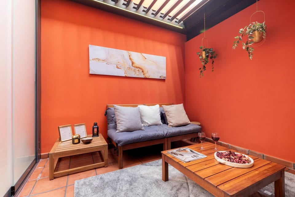 Dehor Apartment, Zona Porto Livorno Apartment in Livorno