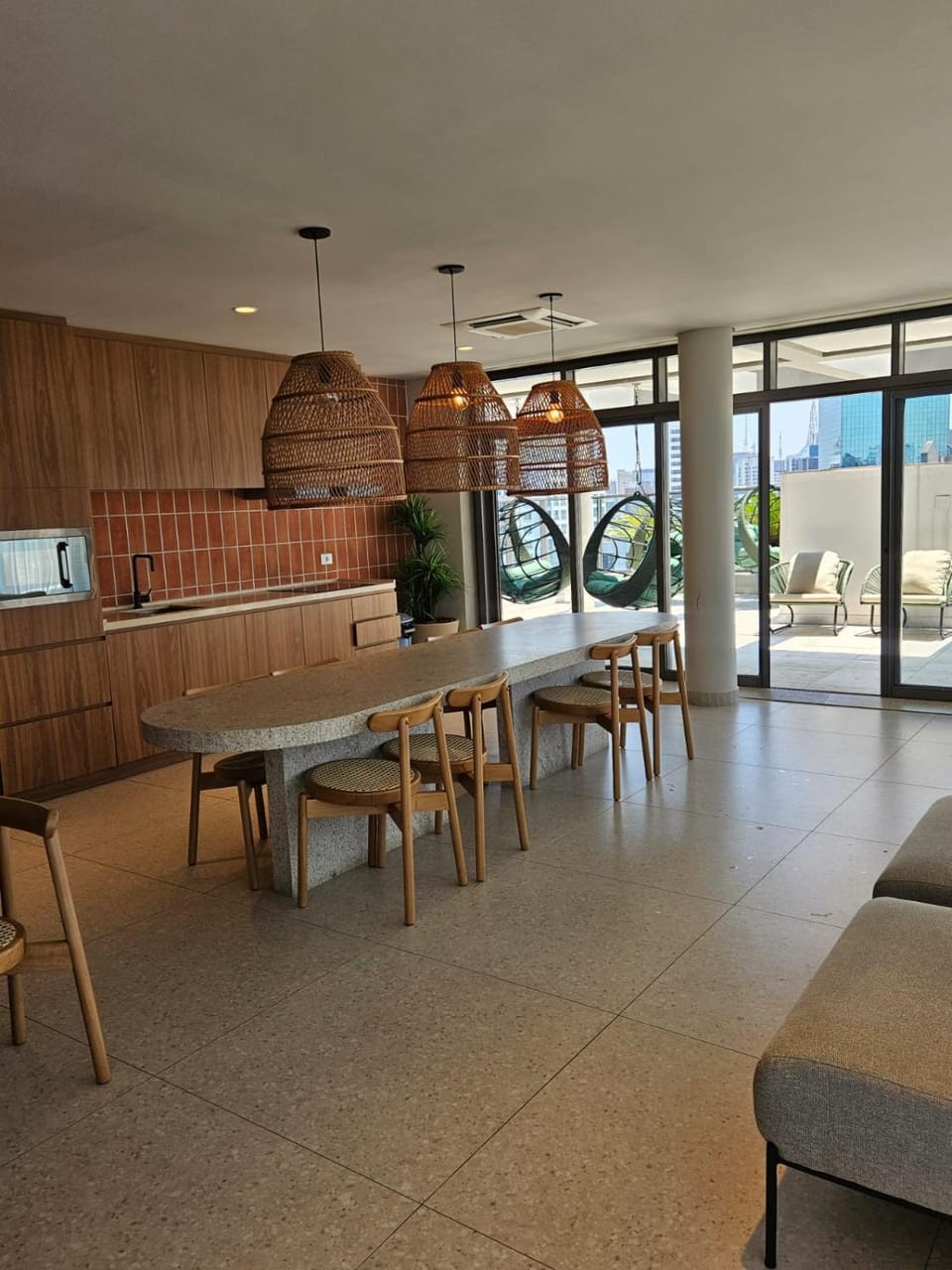 Kitchen or kitchenette, Living room, Seating area, Dining area