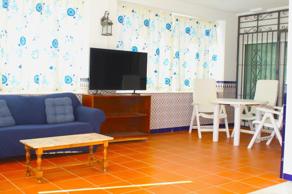 Villa Sol House in Roquetas de Mar