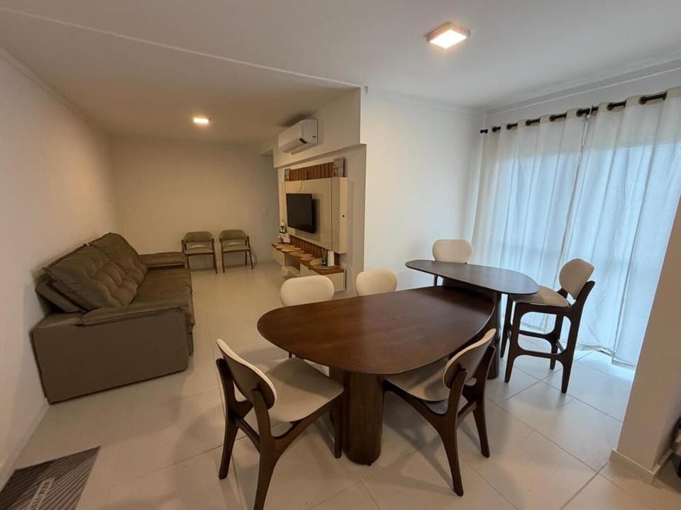 Living room, Dinner