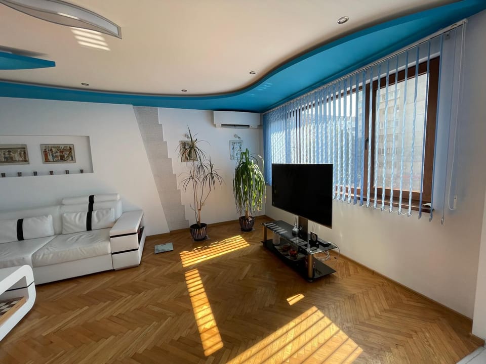 Sunny Central 2-Bedrooms Apartment Apartment in Varna