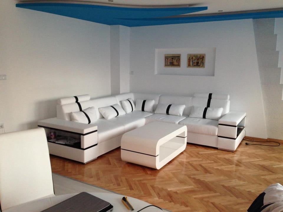 Sunny Central 2-Bedrooms Apartment Apartment in Varna